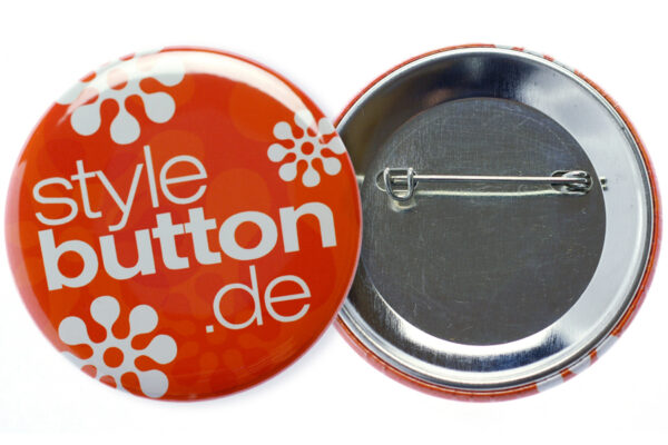 Buttons 56 mm mit Sicherheitsnadel