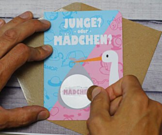 Rubbelkarte Baby Geschlecht Mädchen wird freigerubbelt
