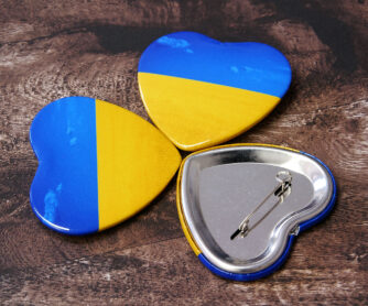 3 Anstecker Ukraine Herz mit Nadelverschluss Stop War