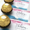 Pralinen schick verpackt: Pralinenkarten als individuelles Gastgeschenk