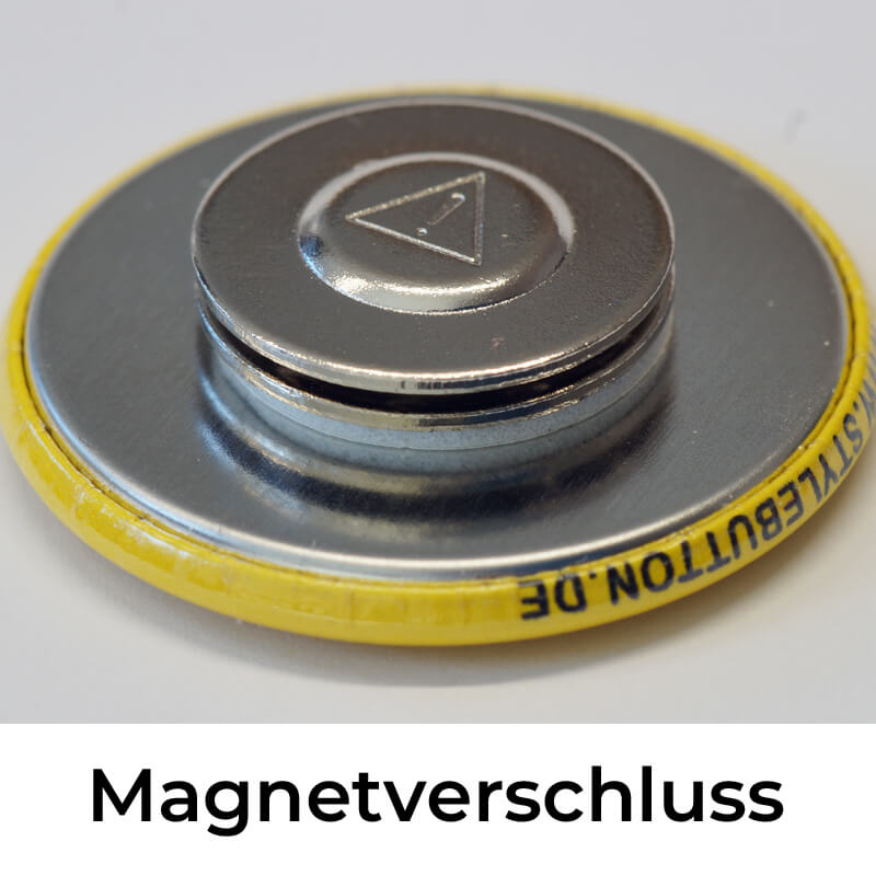 Magnetverschluss / Kleidungsmagnet an einem 37-mm Button